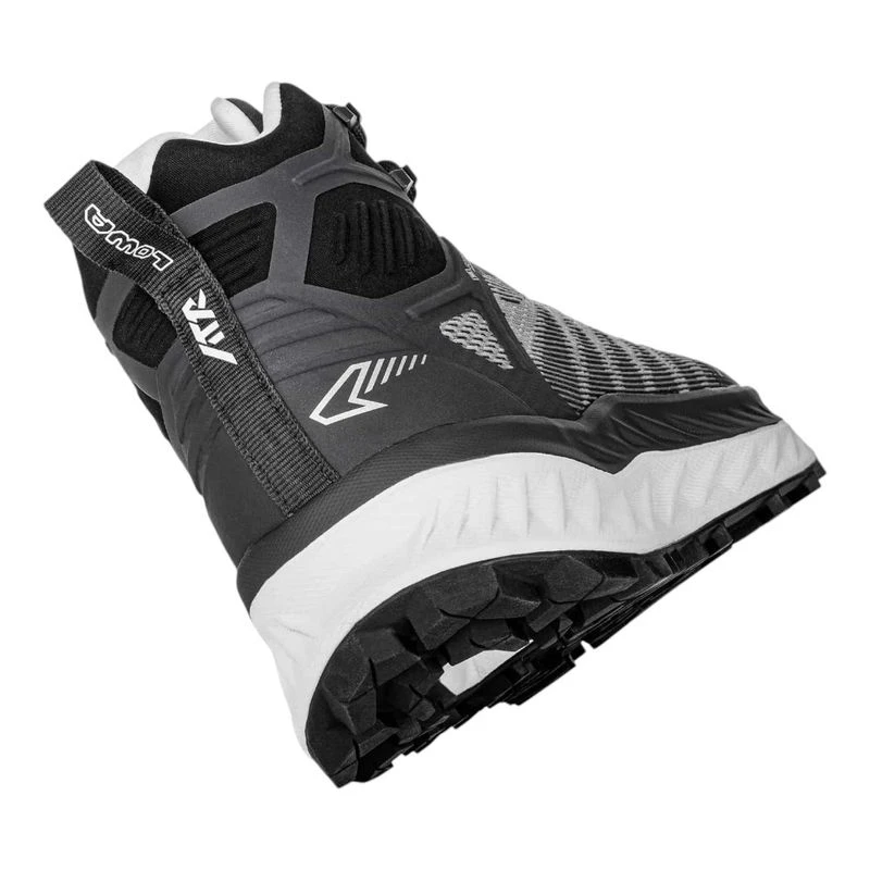 Qc trail running shoes hot sale