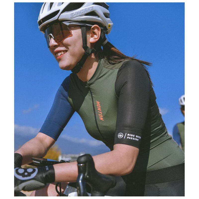 Monton Womens Urban Traveler EVO Jersey Green Sportpursuit