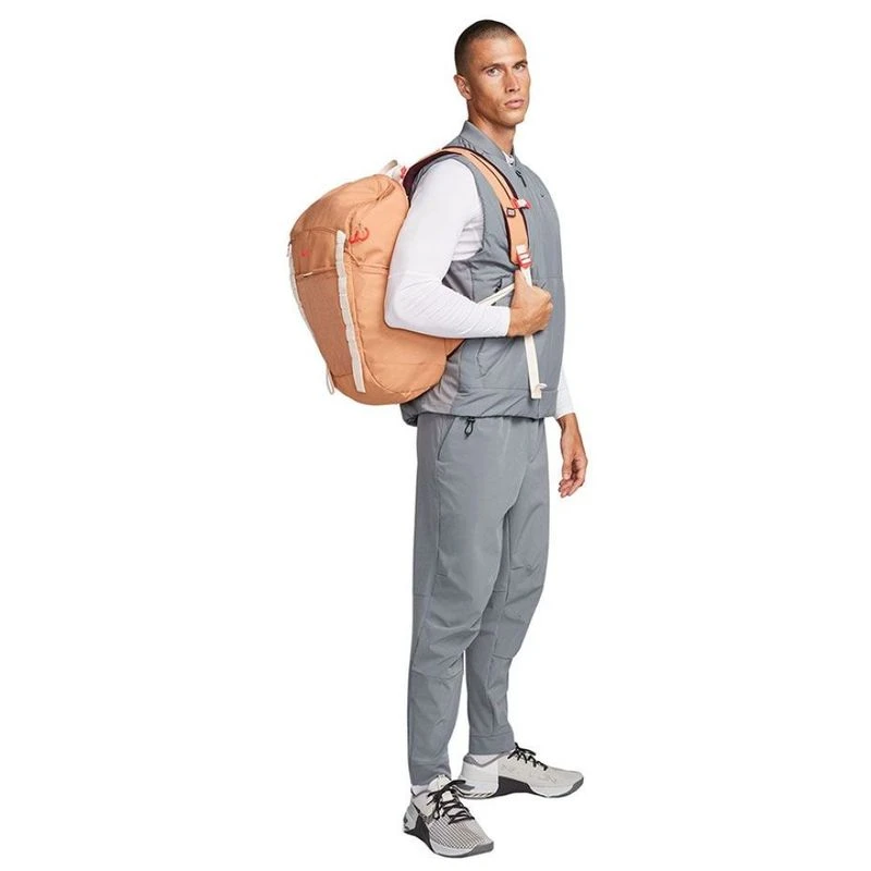 Nike Zaino HIKE 27L Uomo Marrone privatesportshop