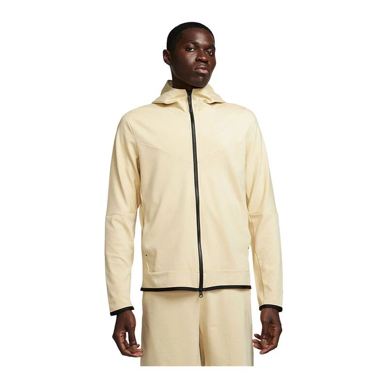 Nike Veste TF CLUB WVN INSLTD Homme Jaune privatesportshop