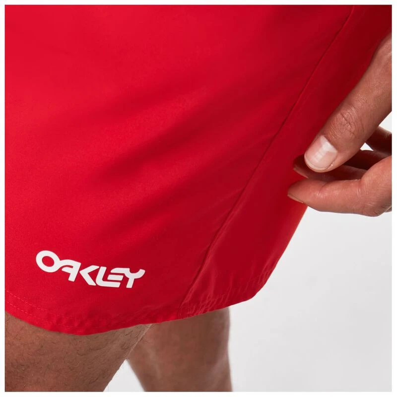 Oakley Mens Beach Volley 18 Beach Shorts High Risk Red Sportpursui