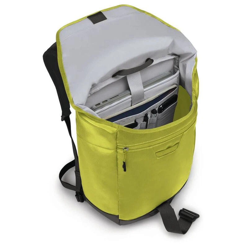 Osprey transporter deals flap backpack