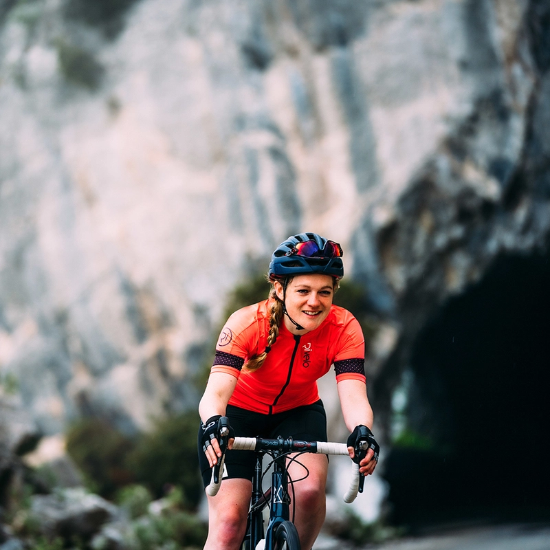 Rivelo Womens Harwood Jersey Coral Mulberry Sportpursuit