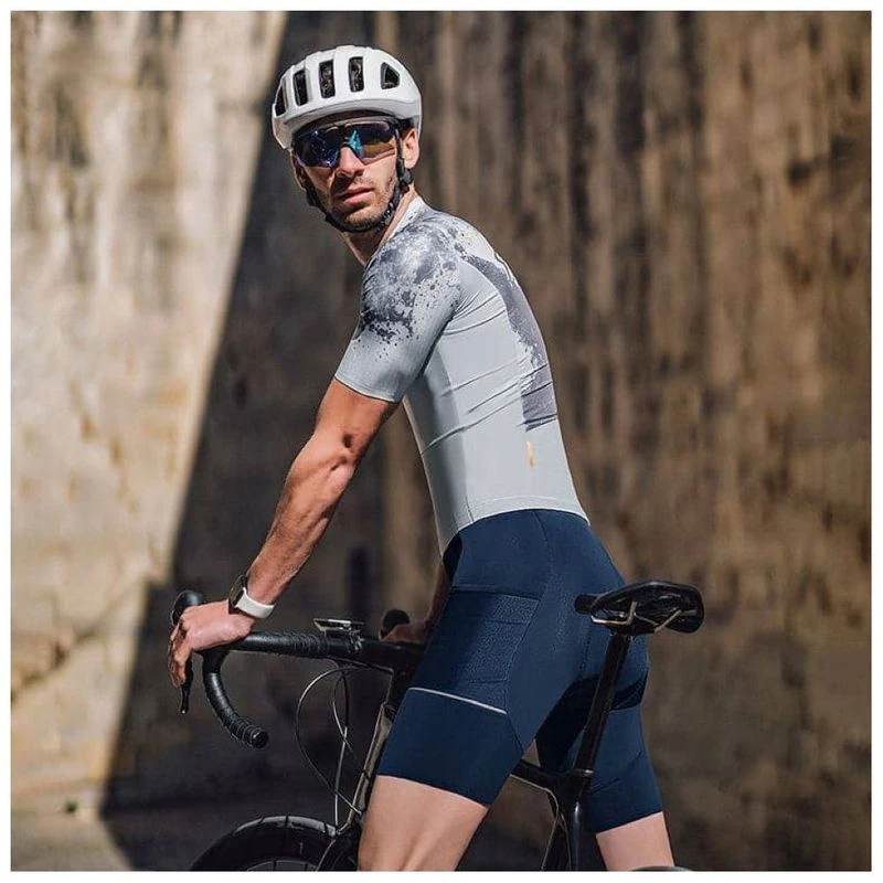 Santic shorts shop