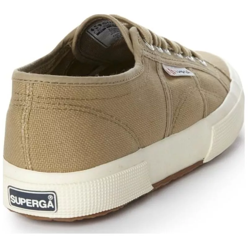 superga camel