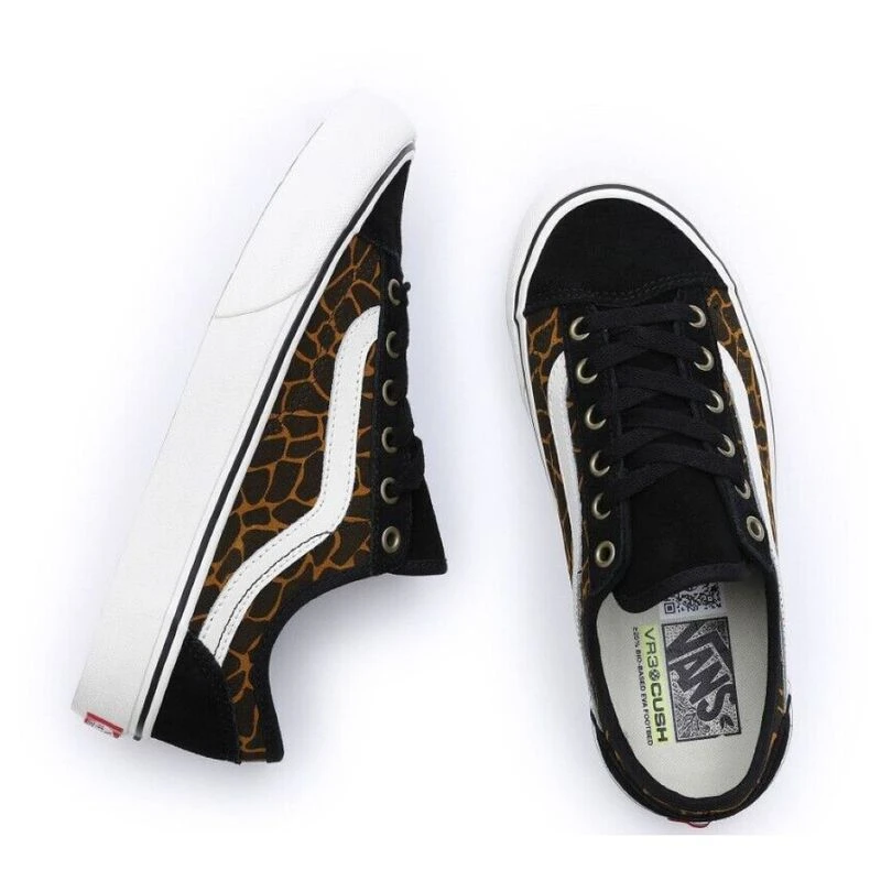 Vans leila rose decon style 36 white sneakers hot sale