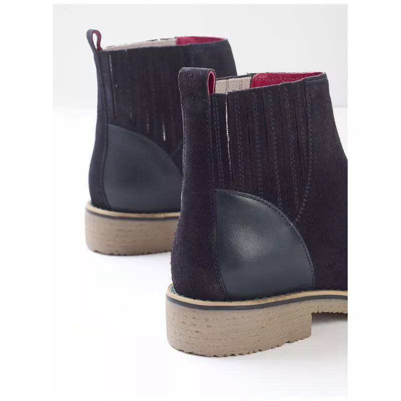 White stuff deals navy boots